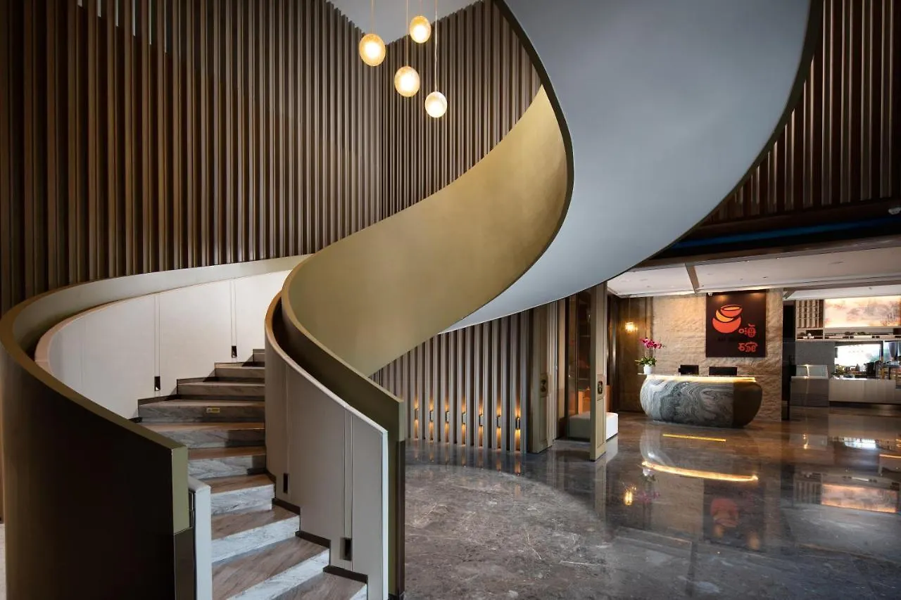 Hotel Holiday Inn & Suites Sanya Yalong Bay