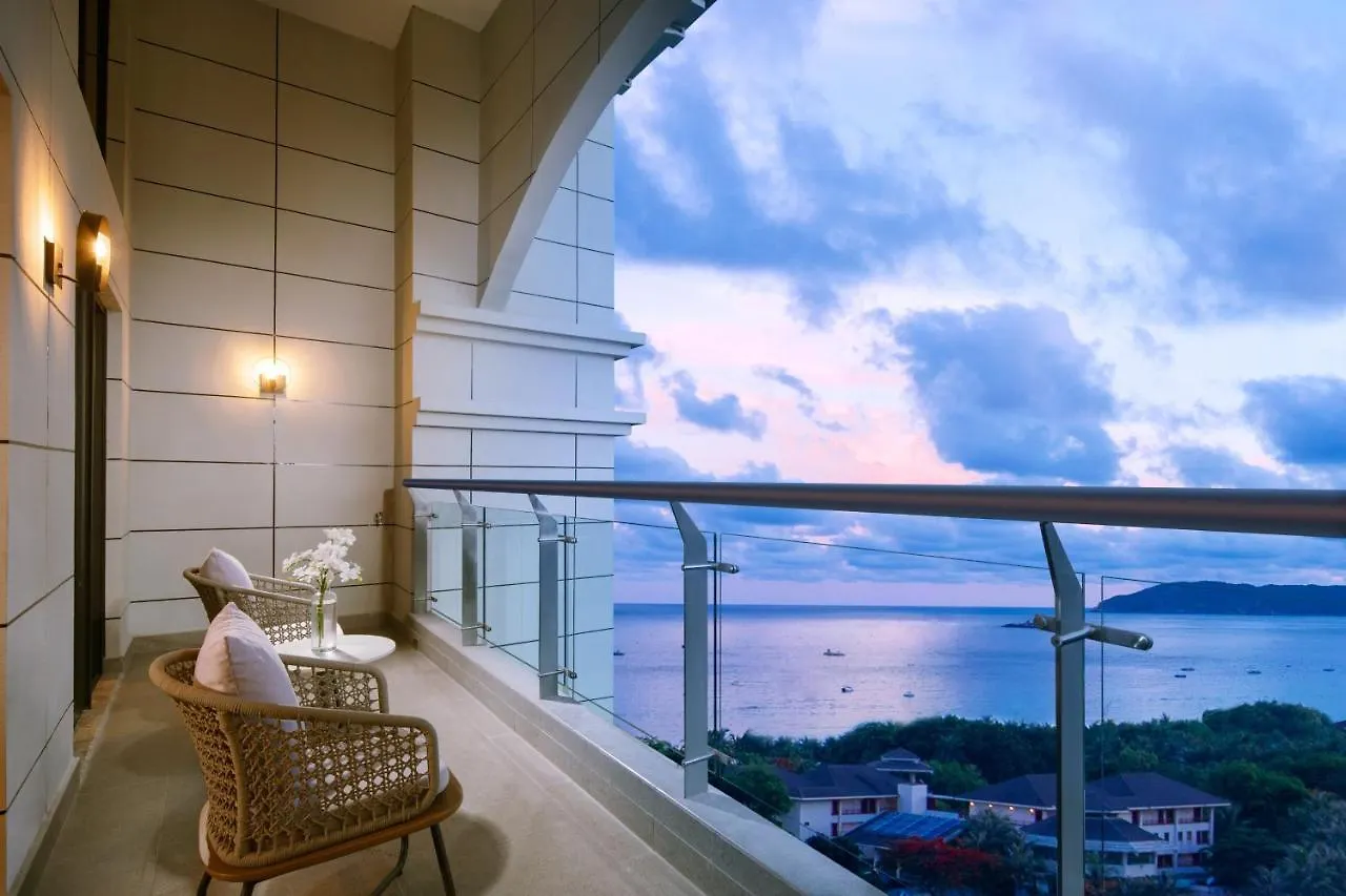Holiday Inn & Suites Sanya Yalong Bay 5*,  Chiny
