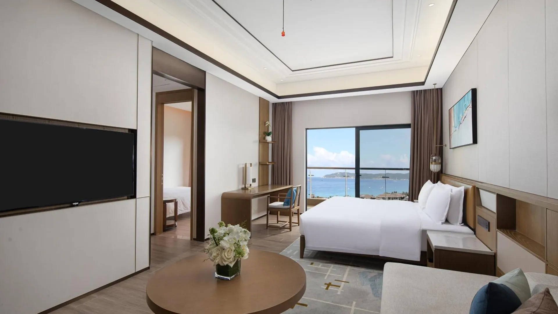 Holiday Inn & Suites Sanya Yalong Bay Hotel