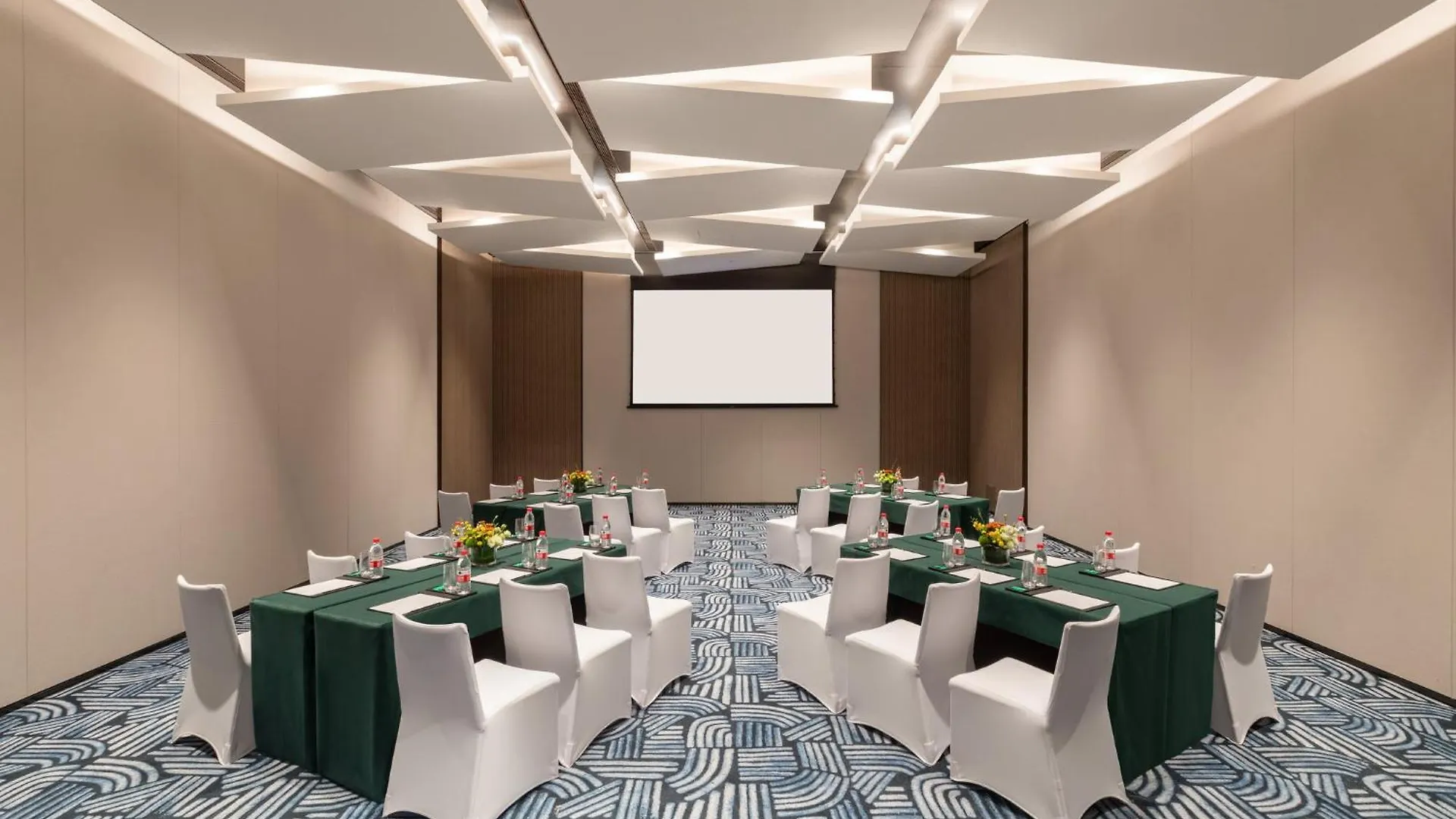 ***** Hotel Holiday Inn & Suites Sanya Yalong Bay China