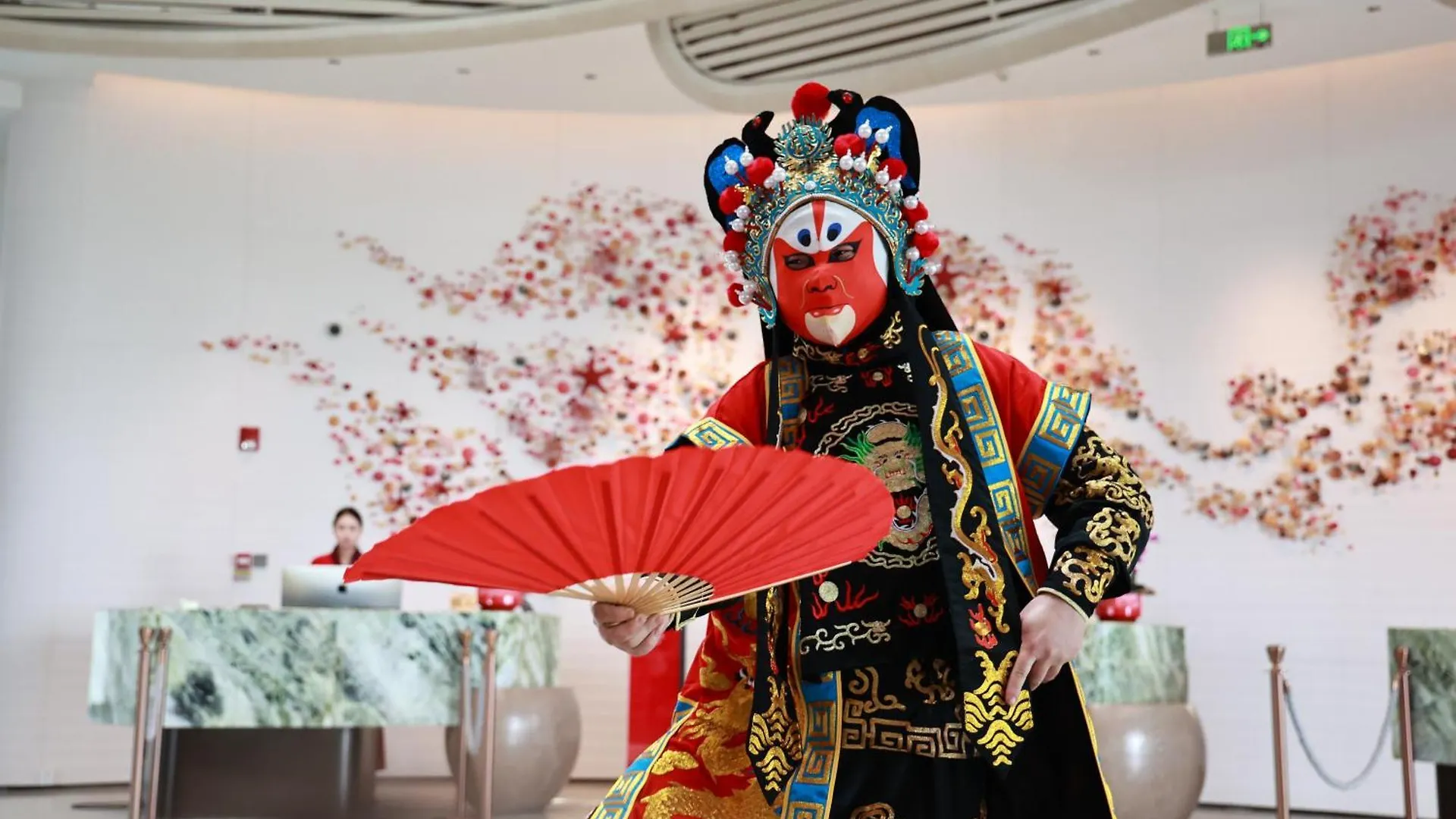 Holiday Inn & Suites Sanya Yalong Bay Hotel