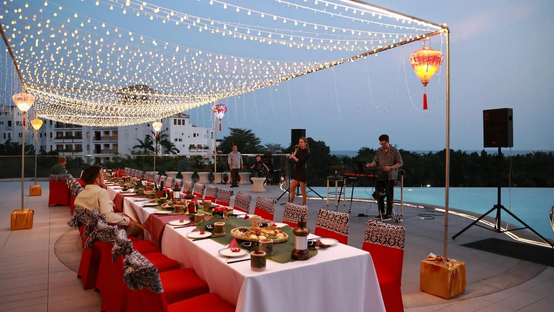 Holiday Inn & Suites Sanya Yalong Bay